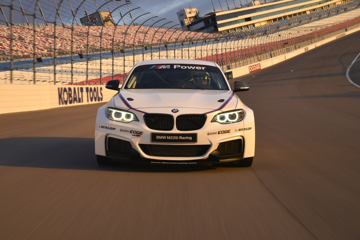 M235iRacing%20%281%29